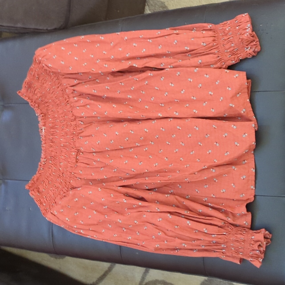 Women's tops